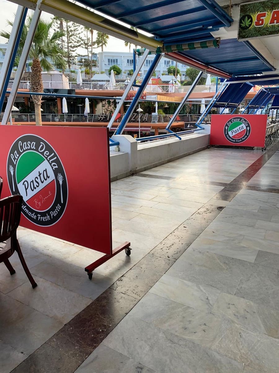 Restaurant/Bar til salg i Puerto Colon - € 100.000 (Ref: 8792998)