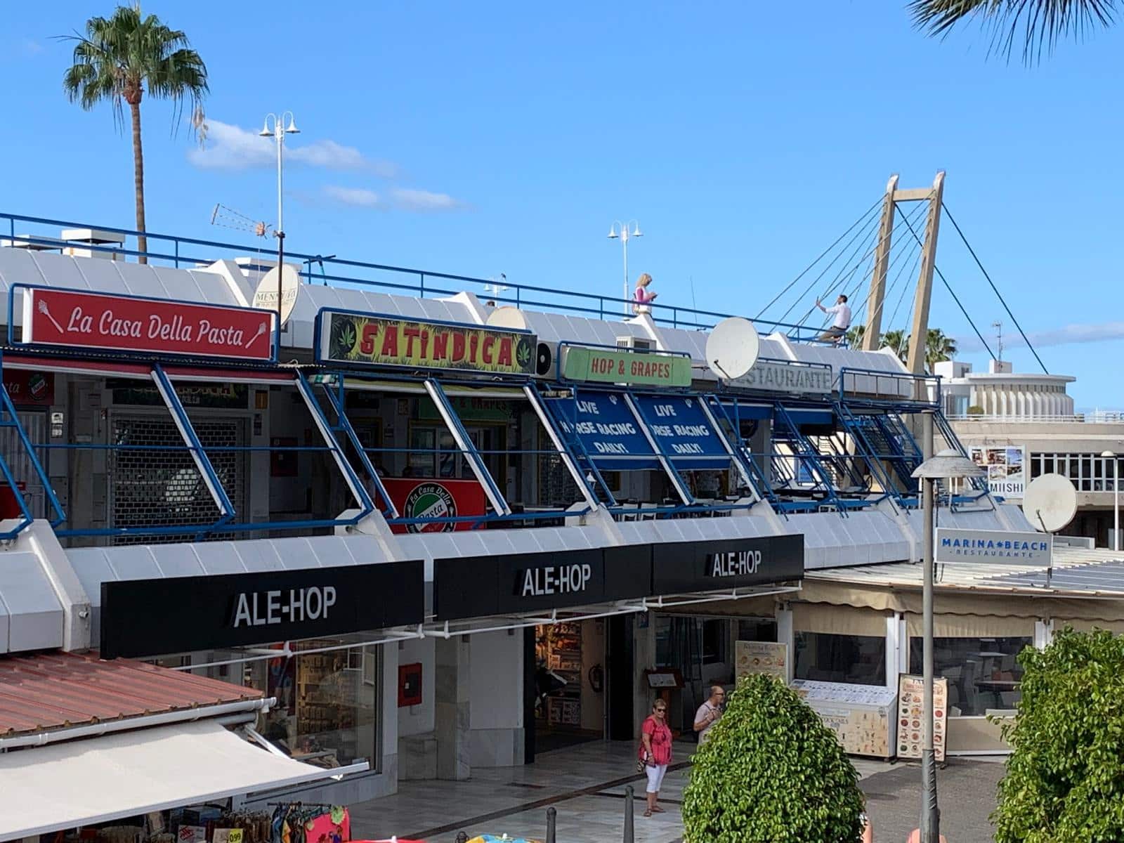 Restaurant/Bar til salg i Puerto Colon - € 100.000 (Ref: 8792998)