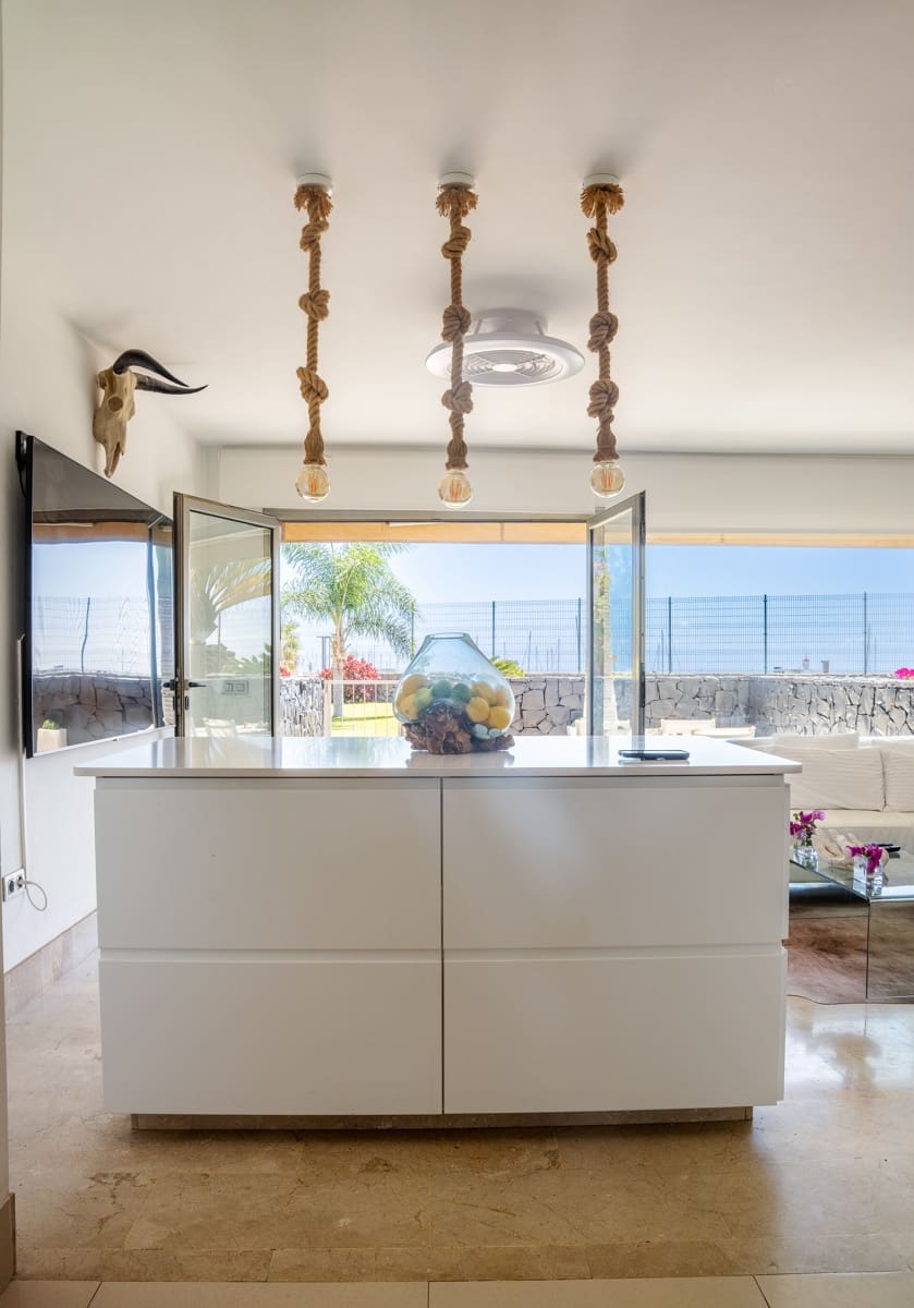 2 soveværelse Rækkehus til salg i Amarilla Golf med swimmingpool garage - € 580.000 (Ref: 8947677)