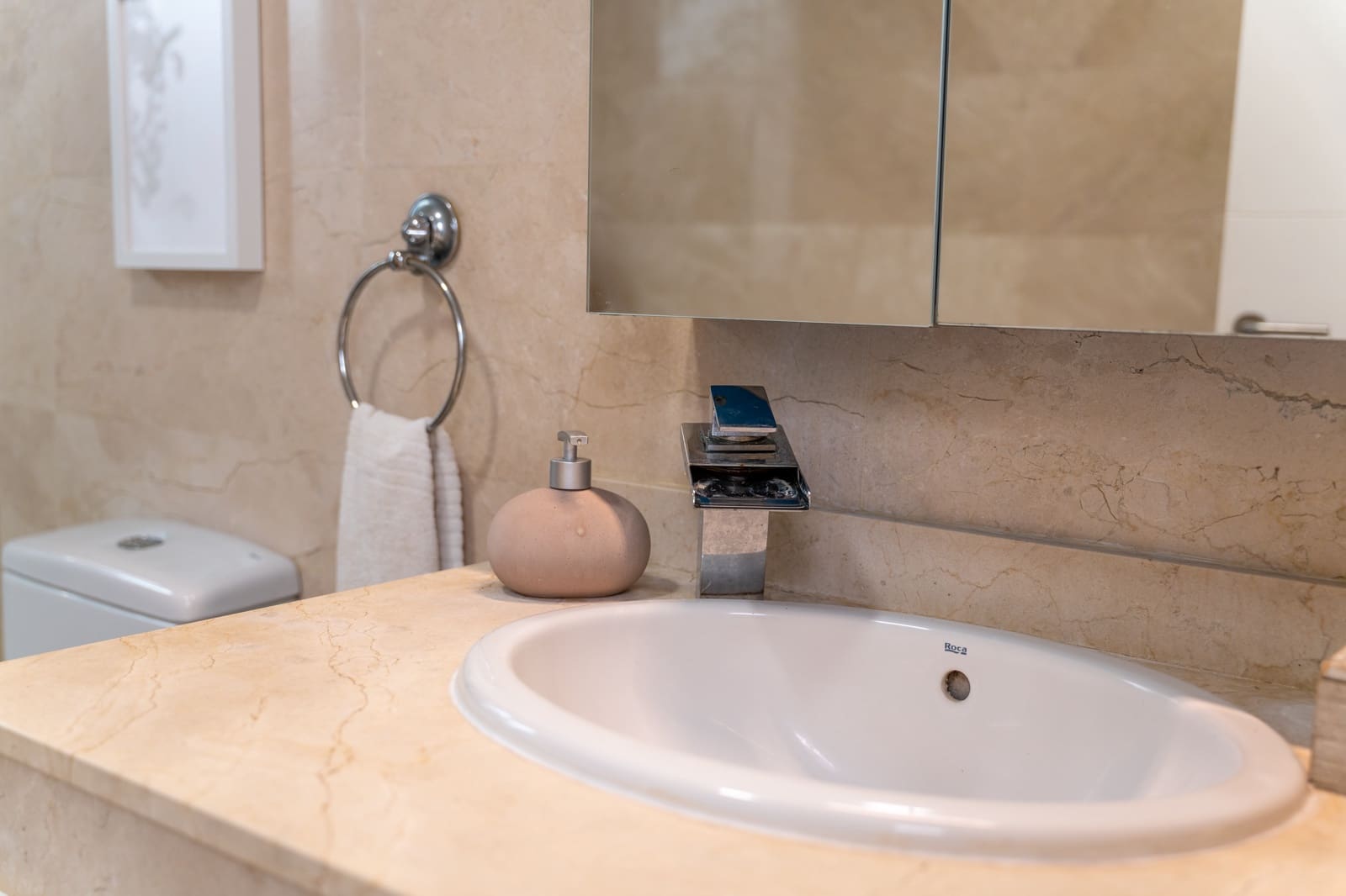 2 soveværelse Rækkehus til salg i Amarilla Golf med swimmingpool garage - € 580.000 (Ref: 8947677)