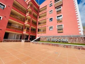 2 bedroom Apartment for sale in Arona with pool garage - € 350,000 (Ref: 9042671)