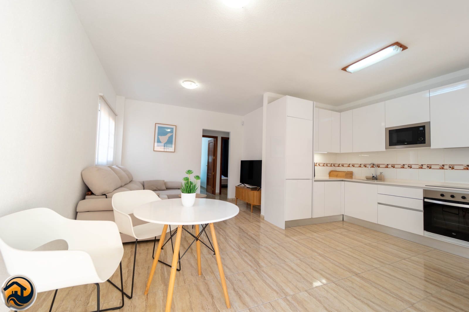 2 bedroom Apartment for sale in Palm-Mar with pool garage - € 350,000 (Ref: 9503322)