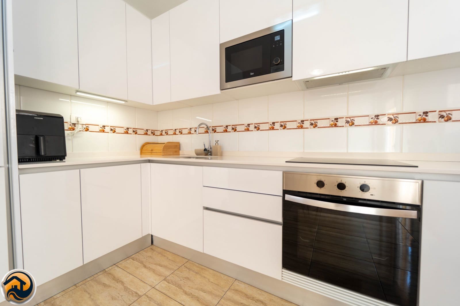 2 bedroom Apartment for sale in Palm-Mar with pool garage - € 350,000 (Ref: 9503322)