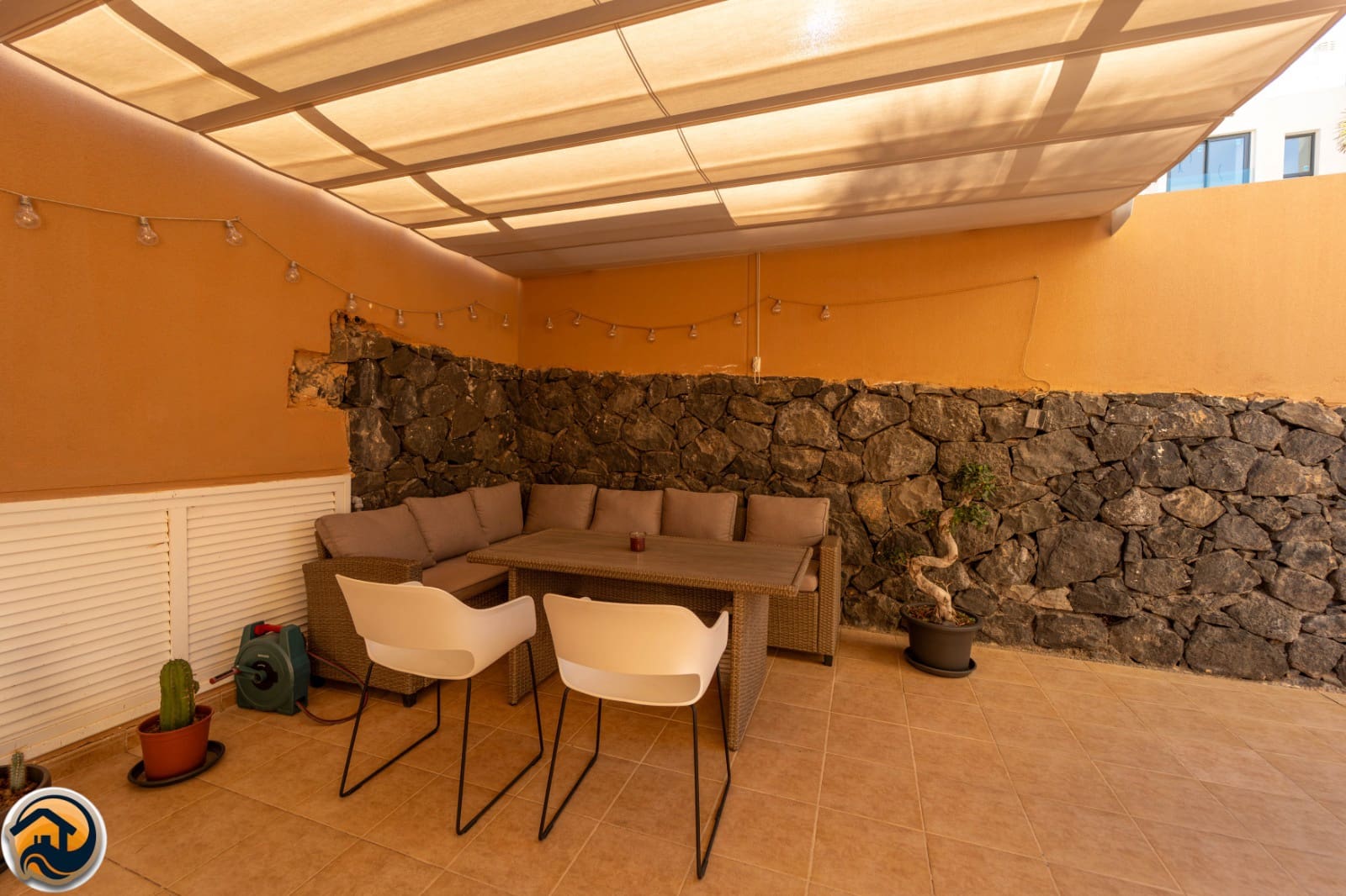 2 bedroom Apartment for sale in Palm-Mar with pool garage - € 350,000 (Ref: 9503322)