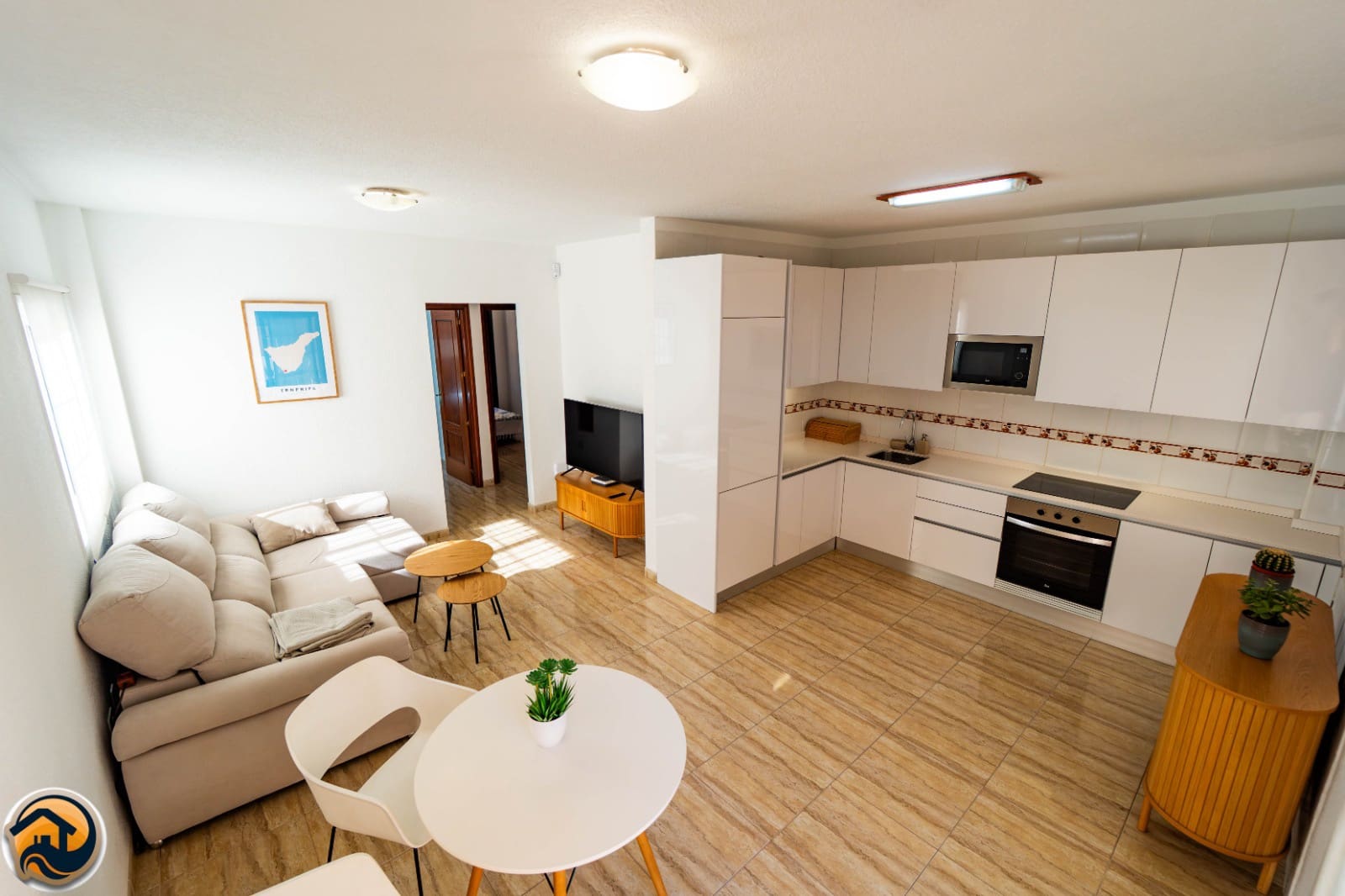 2 bedroom Apartment for sale in Palm-Mar with pool garage - € 350,000 (Ref: 9503322)