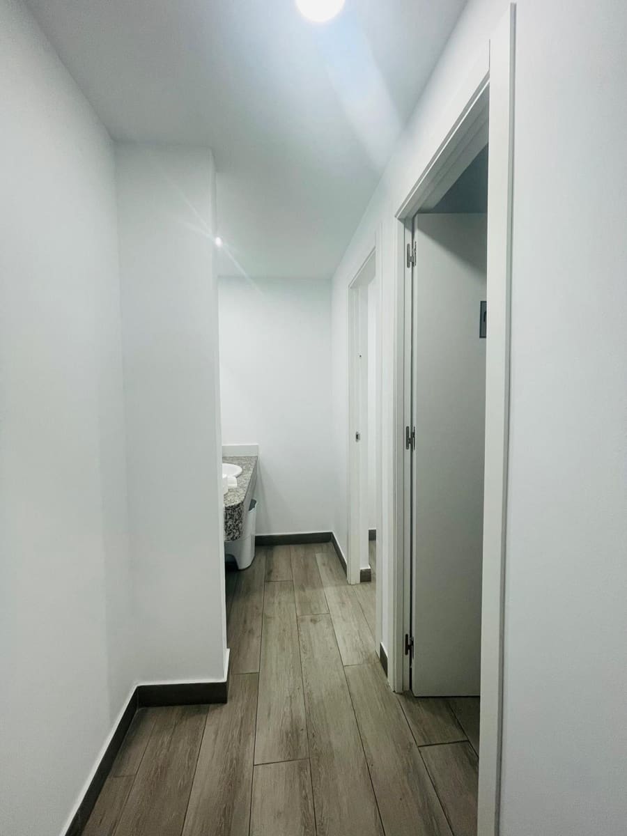 Bedrijf te koop in Adeje - € 65.000 (Ref: 9563917)