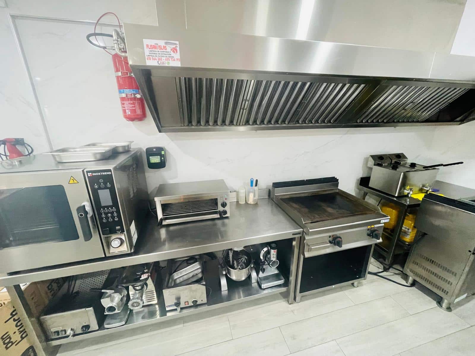 Bedrijf te koop in Adeje - € 65.000 (Ref: 9563917)