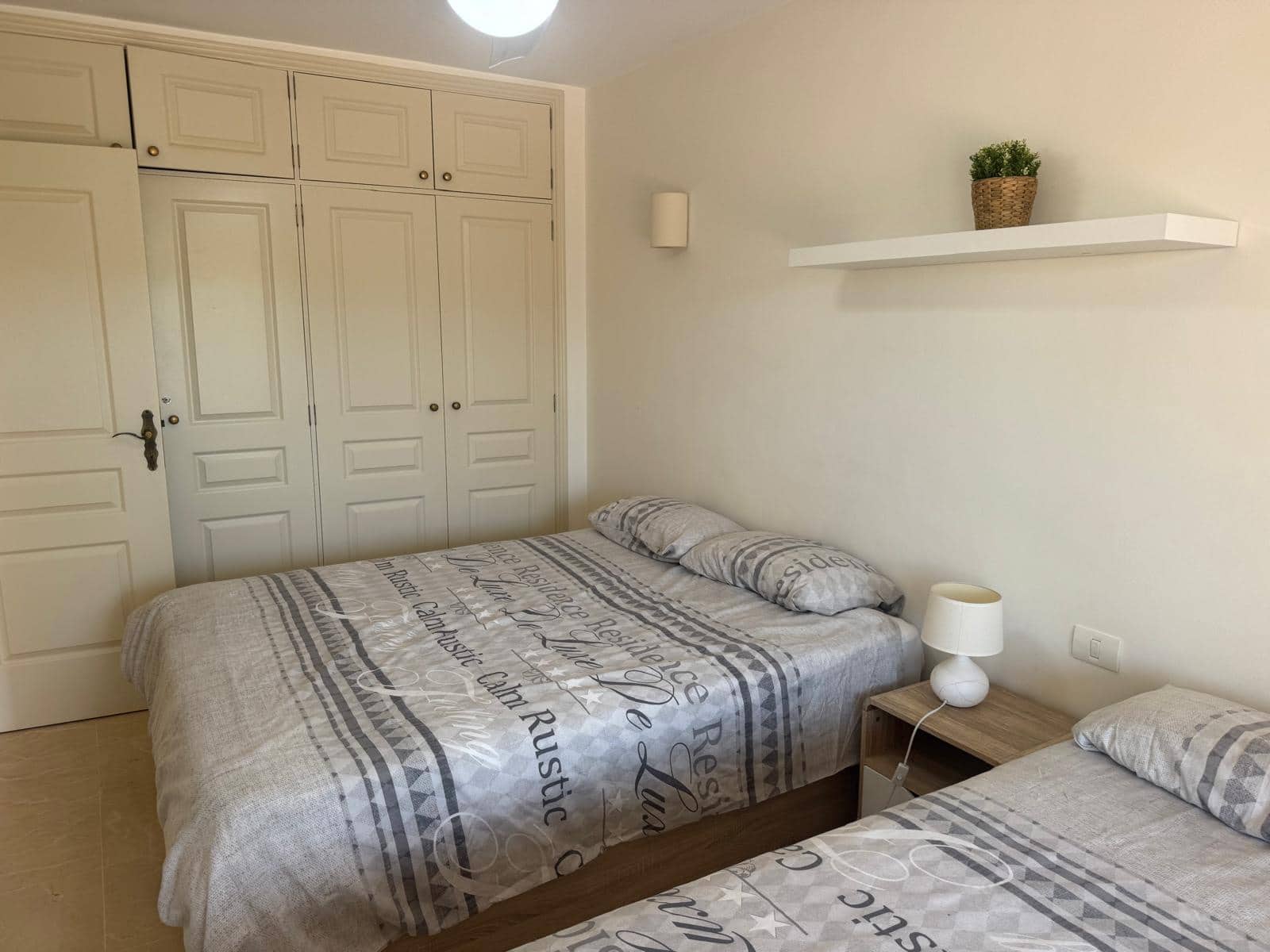 2 quarto Apartamento de Praia para arrendar em Arona com garagem - 1 700 € (Ref: 9793244)