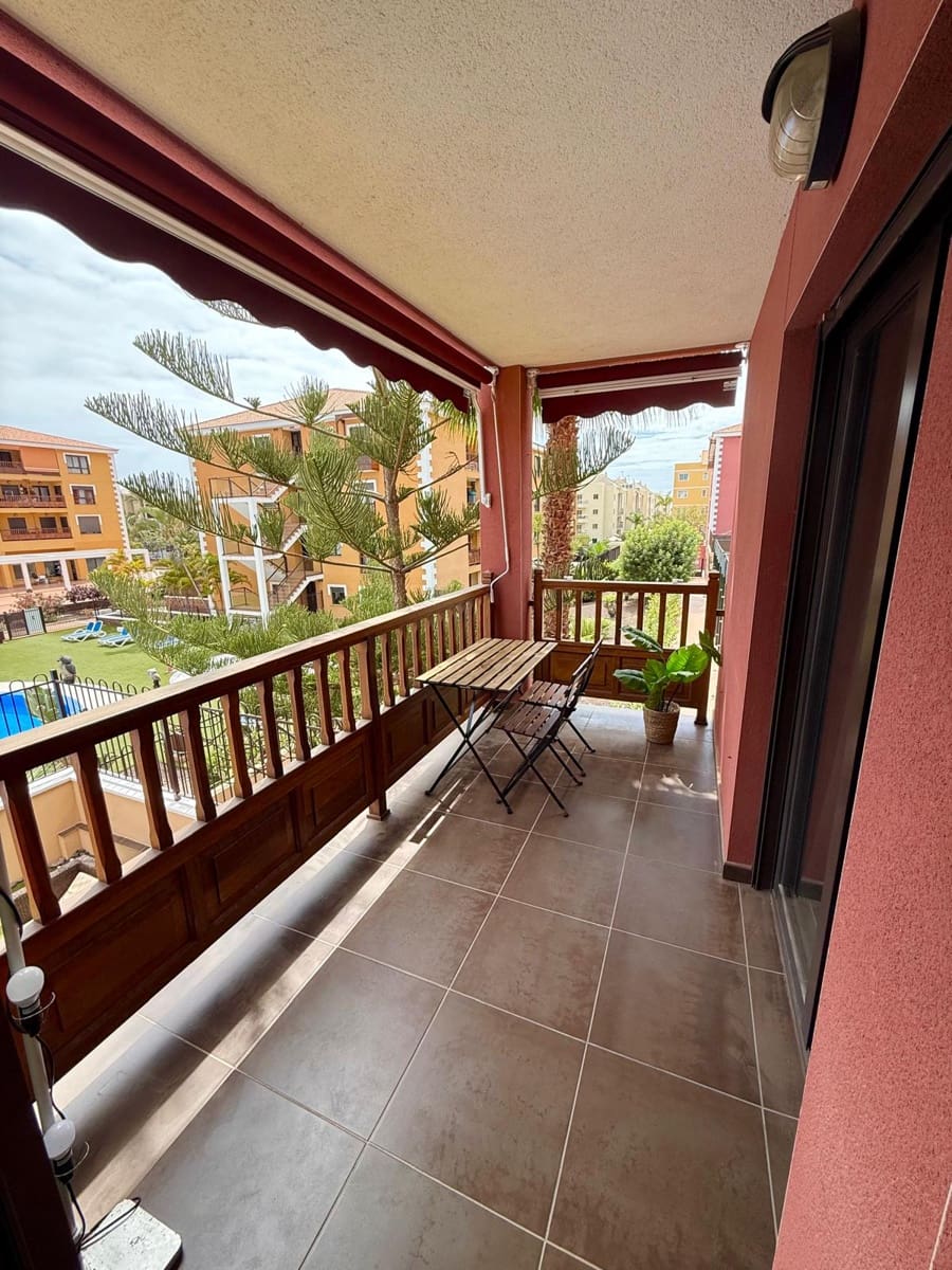 Apartamento de 1 habitación en Arona en alquiler con garaje - 1.250 € (Ref: 9815022)