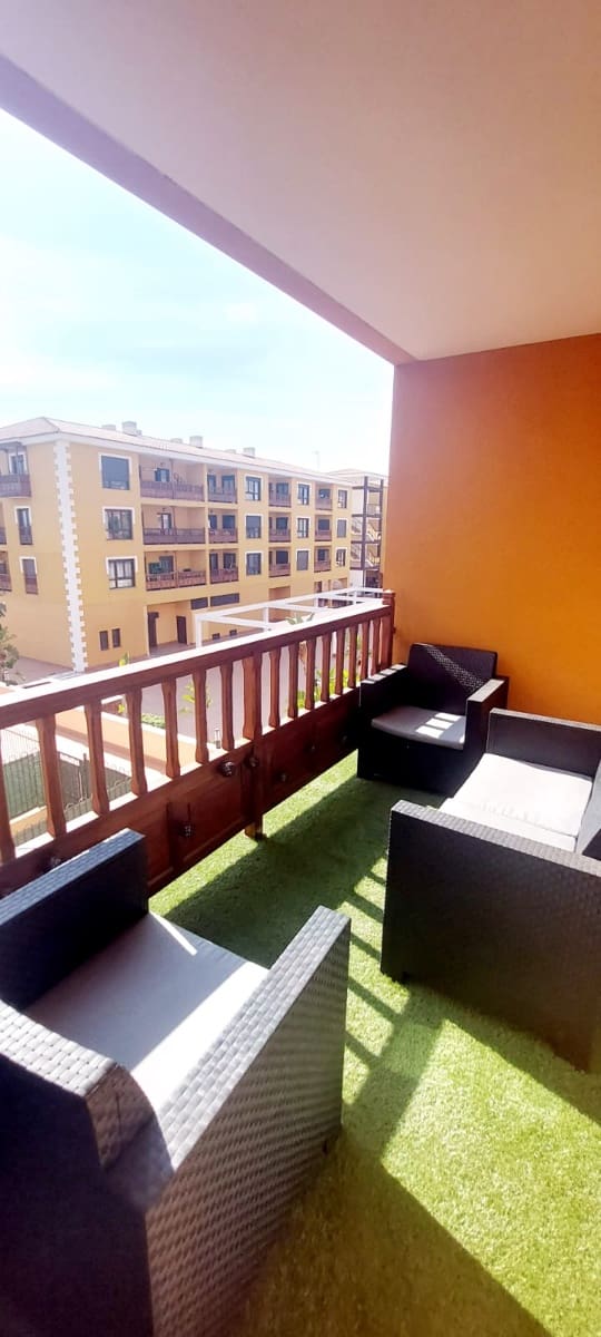 Apartamento de 1 habitación en Arona en alquiler con garaje - 1.300 € (Ref: 9815072)