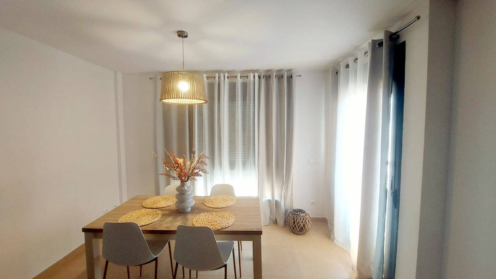 Apartamento de 1 habitación en Arona en alquiler con garaje - 1.300 € (Ref: 9815072)