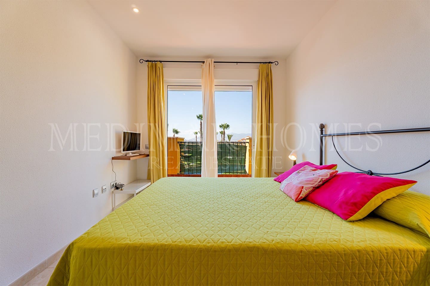 Apartamento de 2 habitaciones en Vera en venta con piscina garaje - 159.950 € (Ref: 10014148)