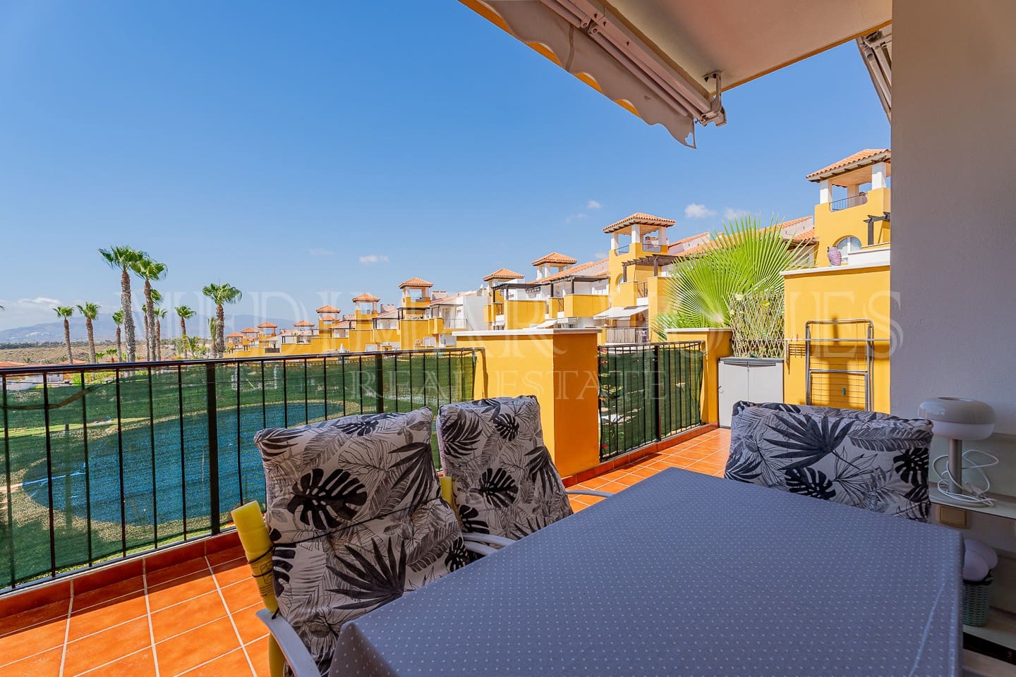 Apartamento de 2 habitaciones en Vera en venta con piscina garaje - 159.950 € (Ref: 10014148)