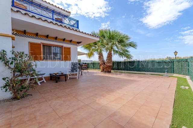2 soveværelse Byhus til salg i Vera Playa Naturista, Vera med swimmingpool garage - € 279.950 (Ref: 10145016)