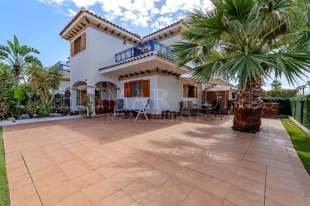 2 soveværelse Byhus til salg i Vera Playa Naturista, Vera med swimmingpool garage - € 279.950 (Ref: 10145016)
