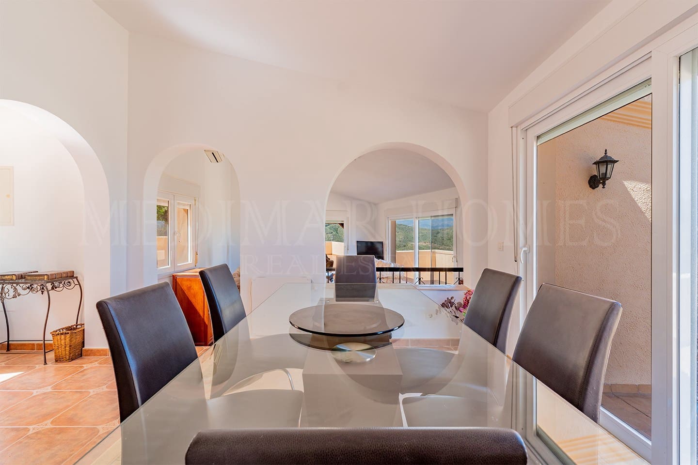 4 bedroom Villa for sale in Turre with garage - € 349,950 (Ref: 9141902)