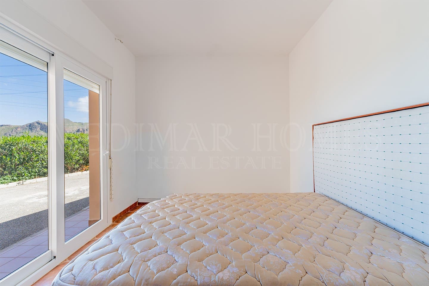 4 bedroom Villa for sale in Turre with garage - € 349,950 (Ref: 9141902)