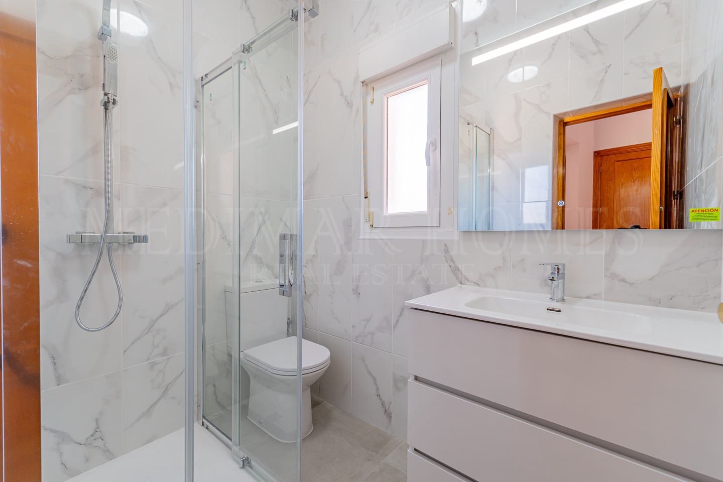 4 bedroom Villa for sale in Turre with garage - € 349,950 (Ref: 9141902)