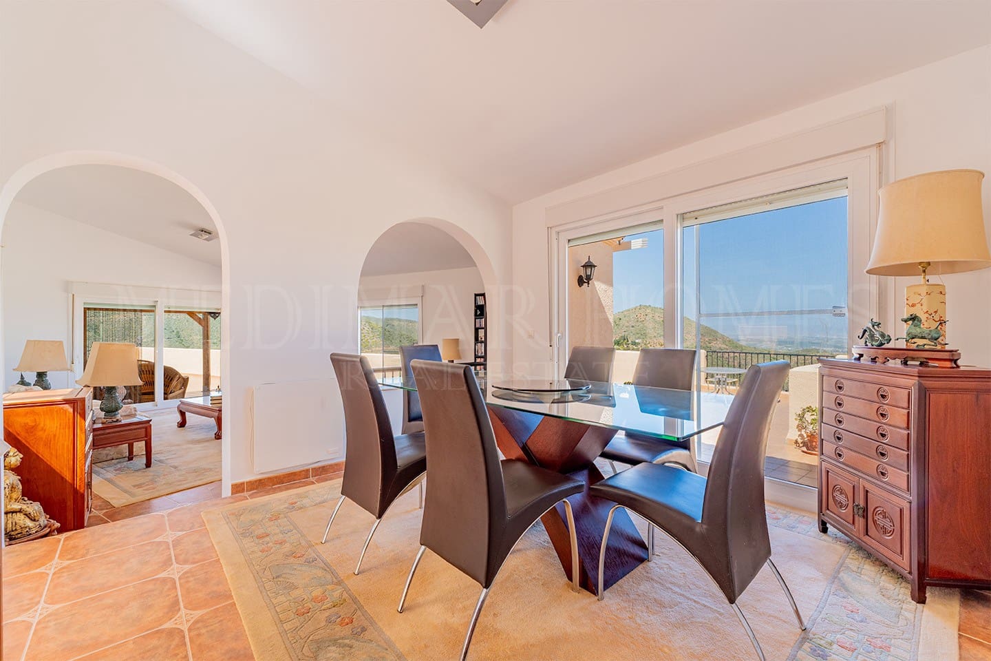 4 bedroom Villa for sale in Turre with garage - € 349,950 (Ref: 9141902)