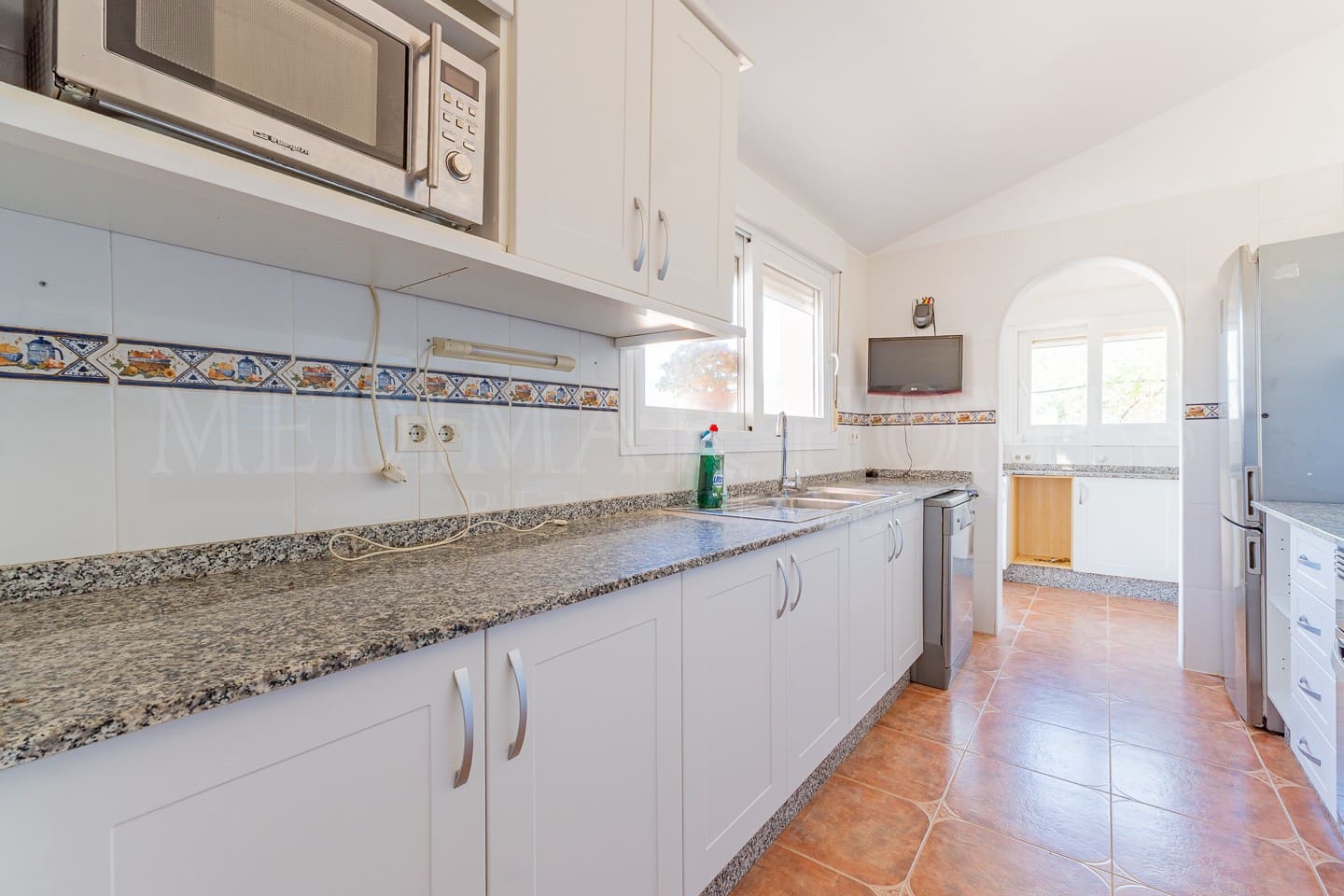 4 bedroom Villa for sale in Turre with garage - € 349,950 (Ref: 9141902)