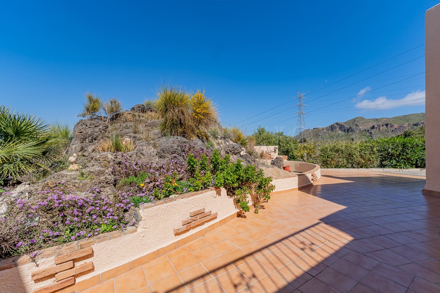 4 bedroom Villa for sale in Turre with garage - € 349,950 (Ref: 9141902)