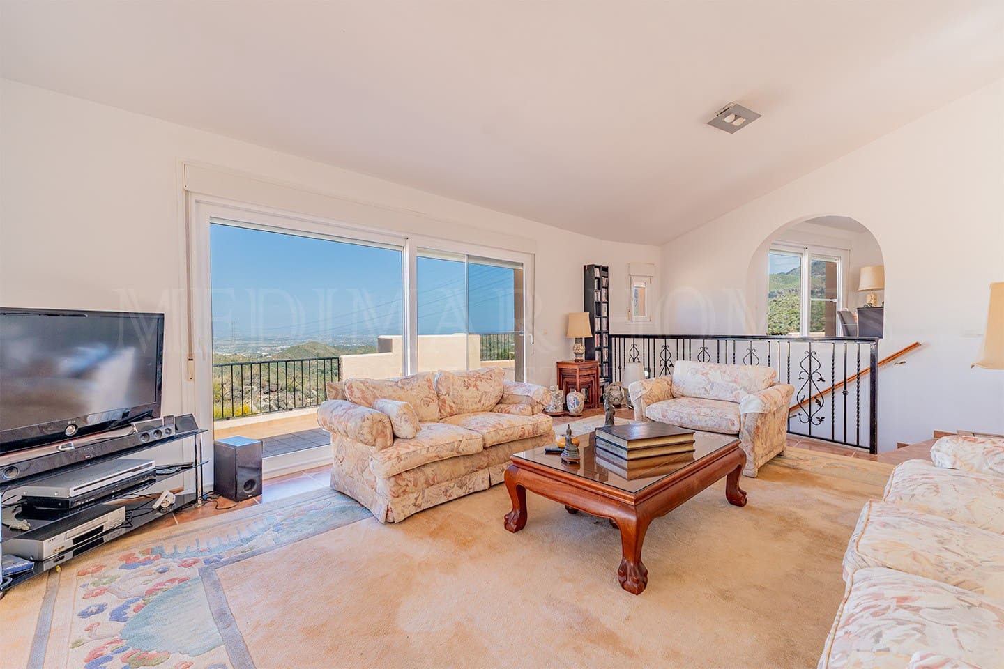 4 bedroom Villa for sale in Turre with garage - € 349,950 (Ref: 9141902)