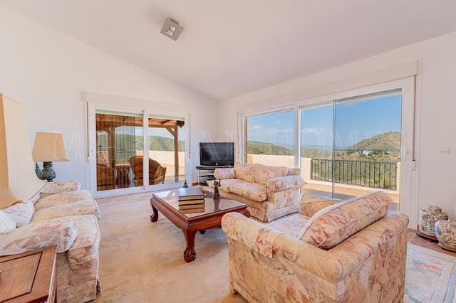 4 camera da letto Villa in vendita in Turre con garage - 349.950 € (Rif: 9141902)