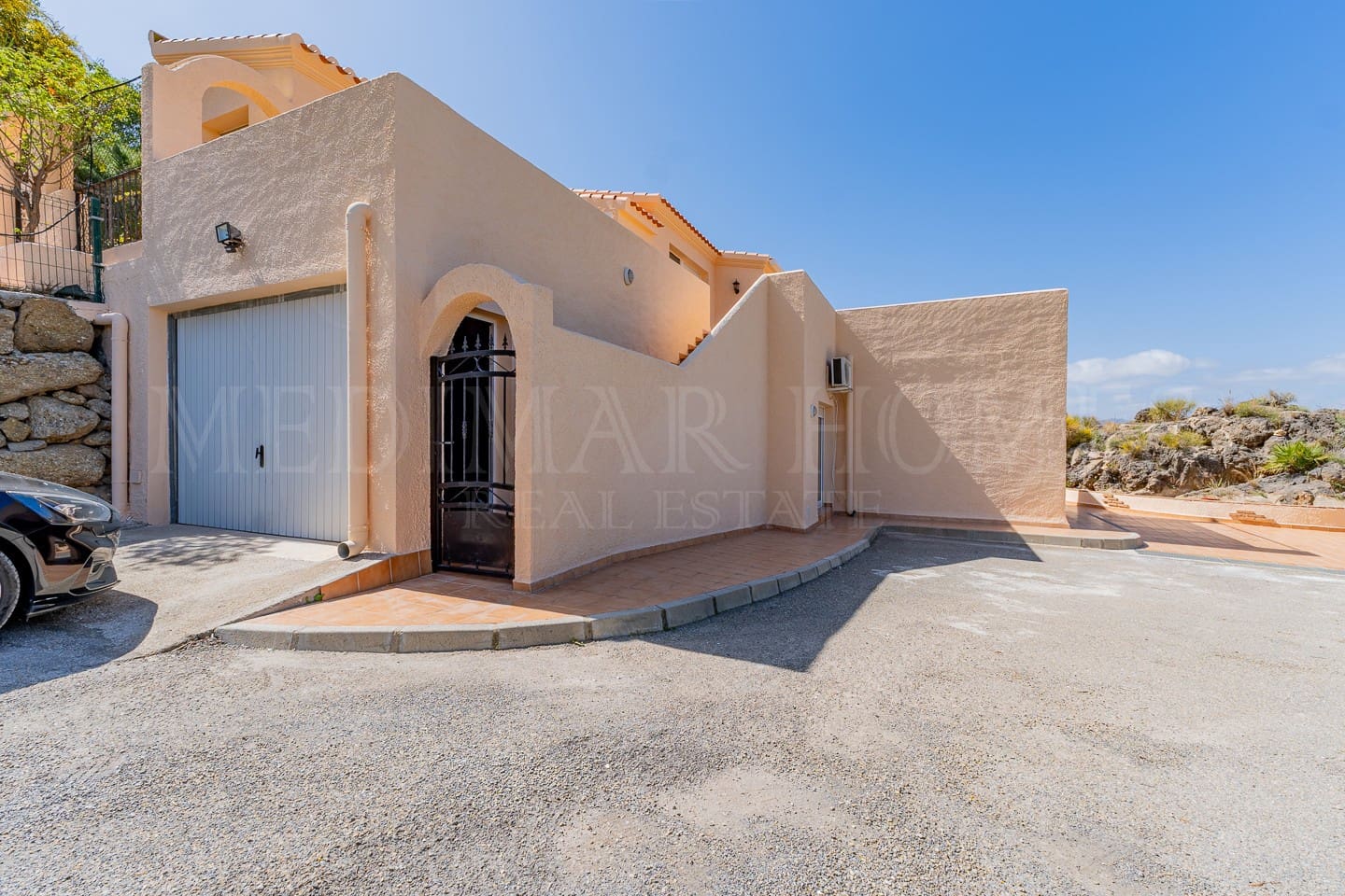 4 bedroom Villa for sale in Turre with garage - € 349,950 (Ref: 9141902)