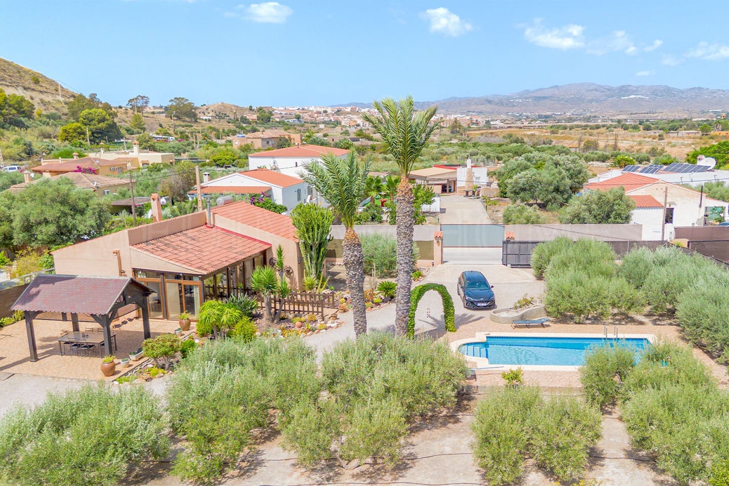 3 soveværelse Villa til salg i Mojacar med swimmingpool garage - € 398.000 (Ref: 9145778)