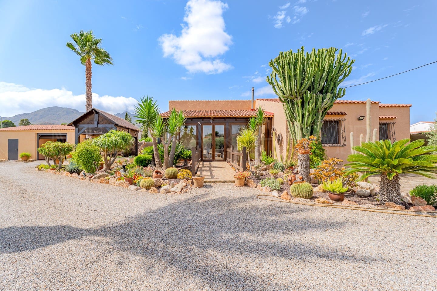 3 soveværelse Villa til salg i Mojacar med swimmingpool garage - € 398.000 (Ref: 9145778)