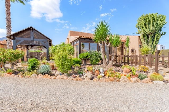 3 soveværelse Villa til salg i Mojácar med swimmingpool garage - € 398.000 (Ref: 9145778)