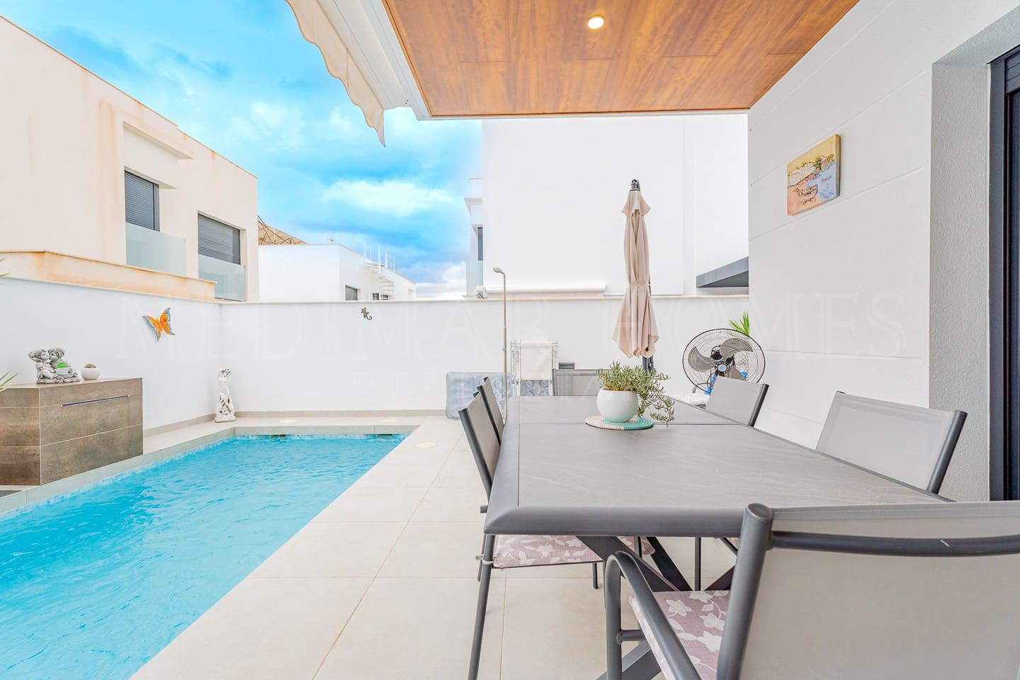 3 sypialnia Dom blizniak na sprzedaż w San Juan de los Terreros z basenem garażem - 299 999 € (Ref: 9307040)