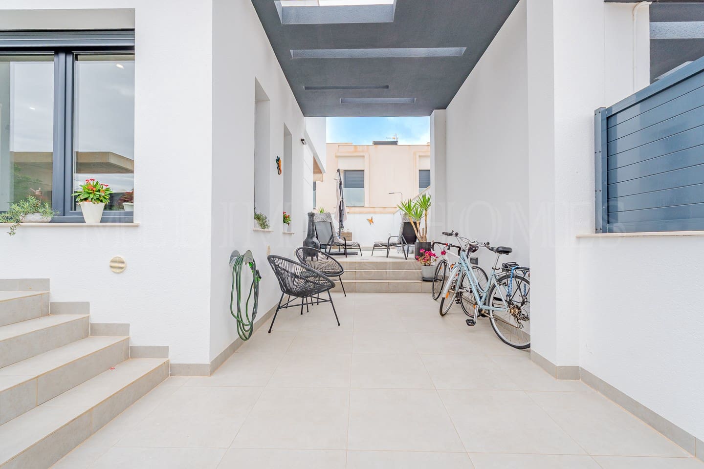 3 sypialnia Dom blizniak na sprzedaż w San Juan de los Terreros z basenem garażem - 299 999 € (Ref: 9307040)