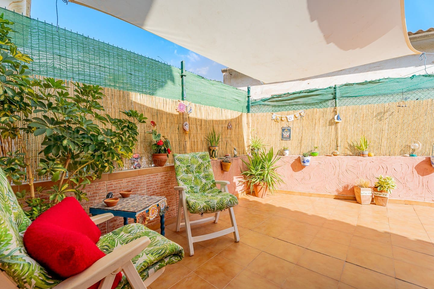 3 bedroom Townhouse for sale in Las Herrerias with garage - € 129,950 (Ref: 9311183)