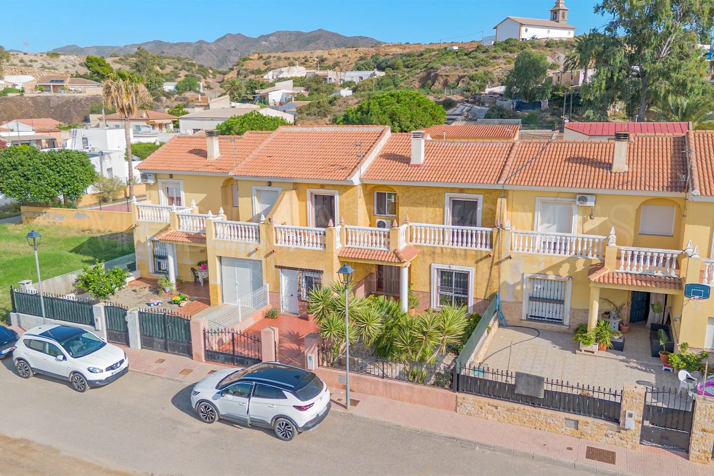 3 bedroom Townhouse for sale in Las Herrerias with garage - € 129,950 (Ref: 9311183)