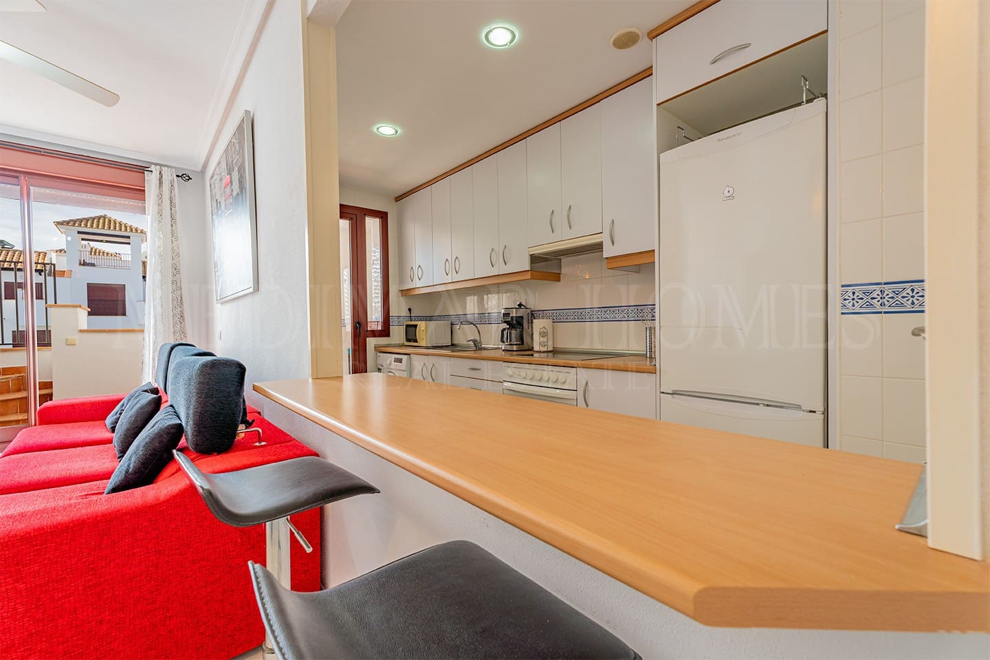 Apartamento de 2 habitaciones en Vera en venta con piscina garaje - 235.000 € (Ref: 9618061)