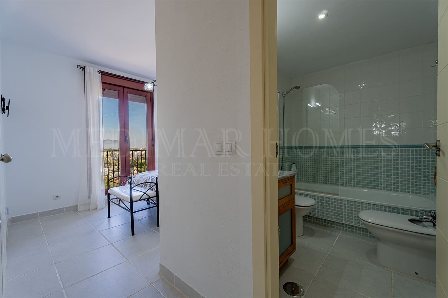 Apartamento de 2 habitaciones en Vera en venta con piscina garaje - 235.000 € (Ref: 9618061)