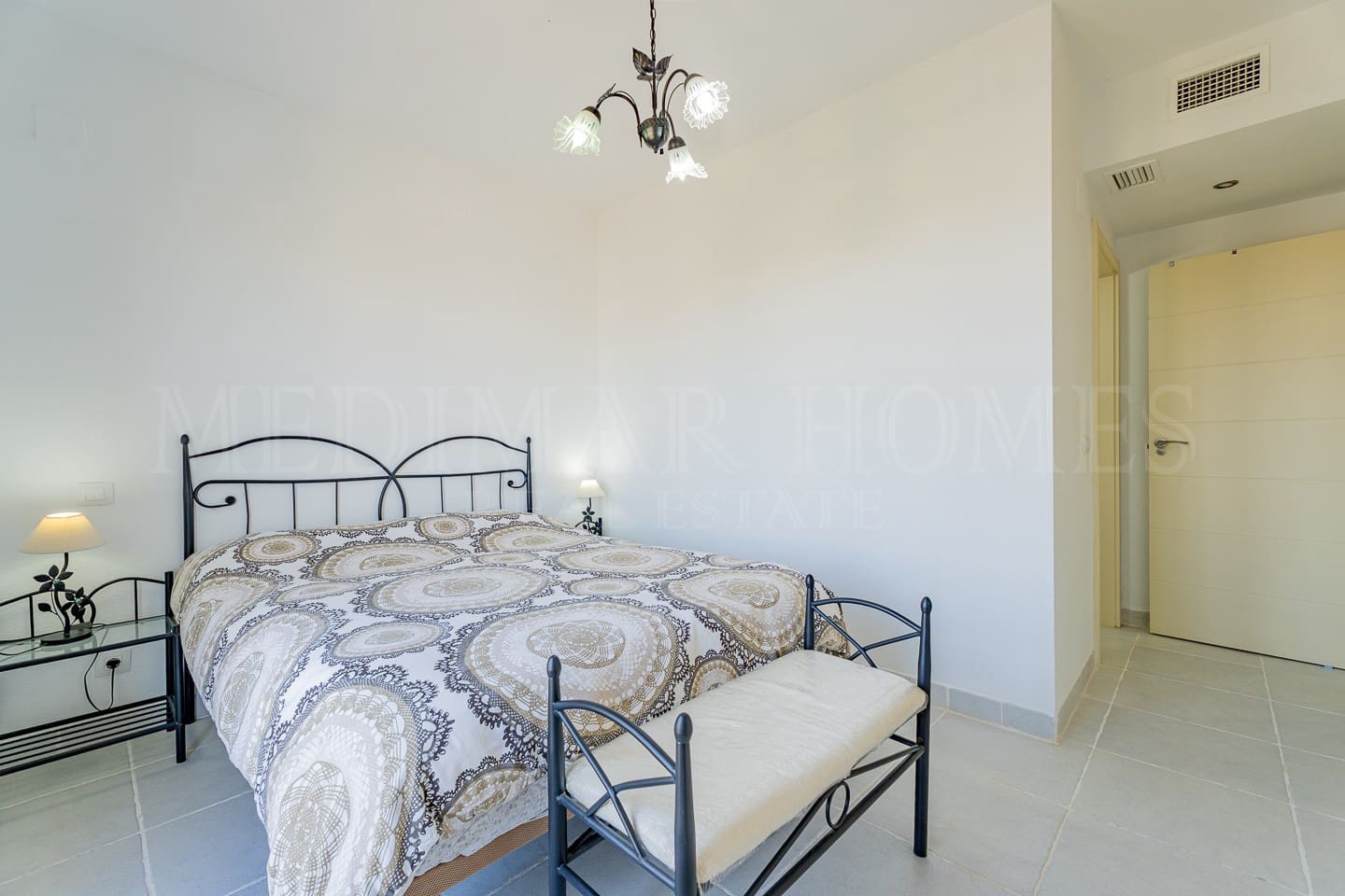 Apartamento de 2 habitaciones en Vera en venta con piscina garaje - 235.000 € (Ref: 9618061)