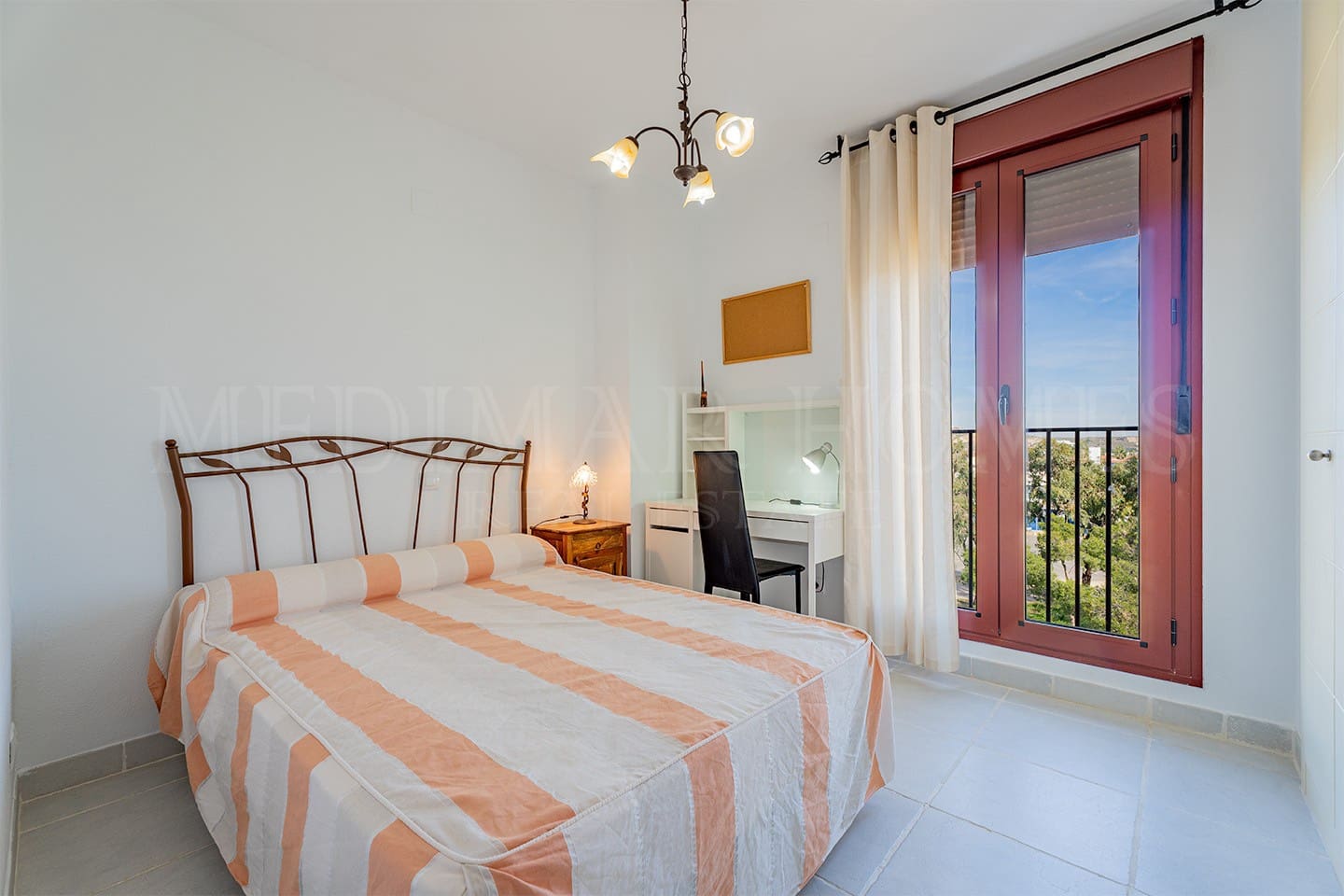 Apartamento de 2 habitaciones en Vera en venta con piscina garaje - 235.000 € (Ref: 9618061)