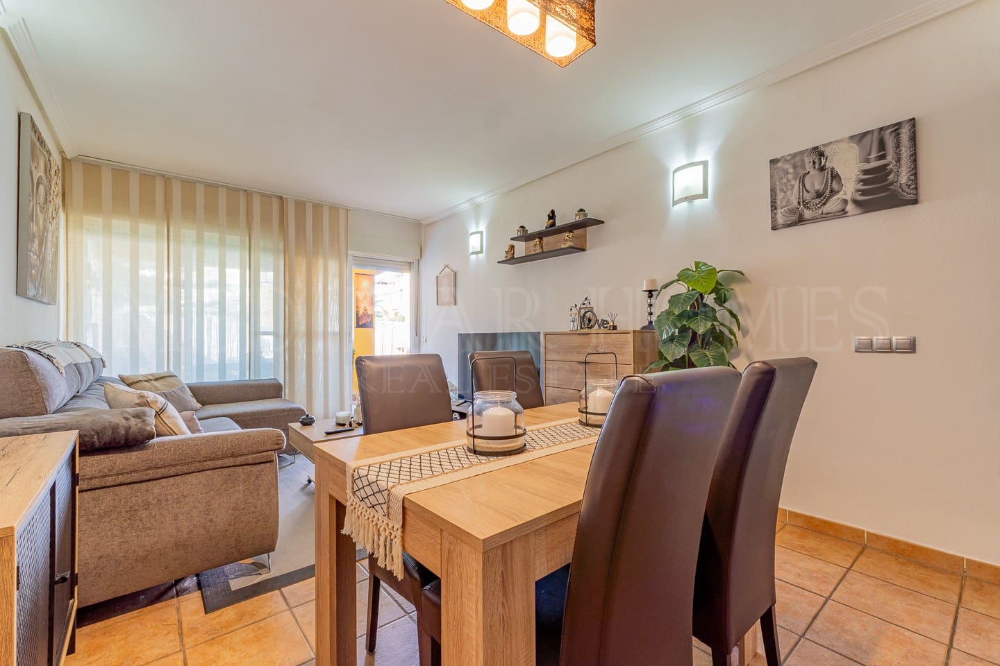 Apartamento de 2 habitaciones en Vera en venta con piscina garaje - 195.000 € (Ref: 9674742)