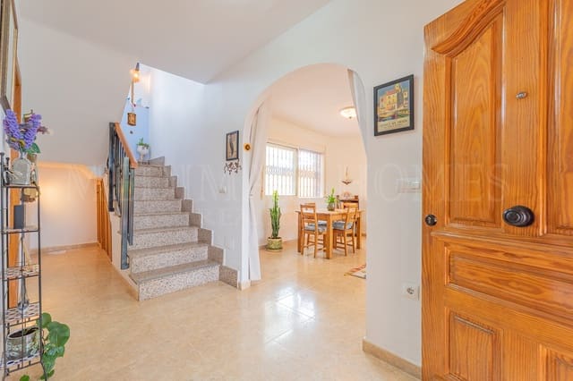 3 quarto Casa em Banda para venda em Cuevas del Almanzora com garagem - 129 950 € (Ref: 9675938)