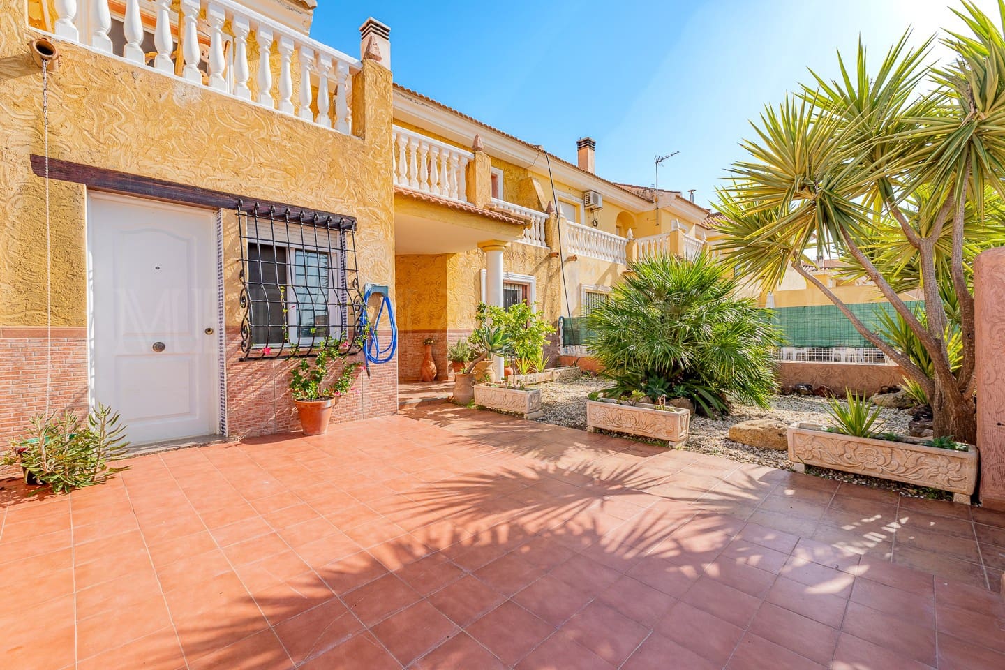 3 bedroom Townhouse for sale in Cuevas del Almanzora with garage - € 129,950 (Ref: 9675938)