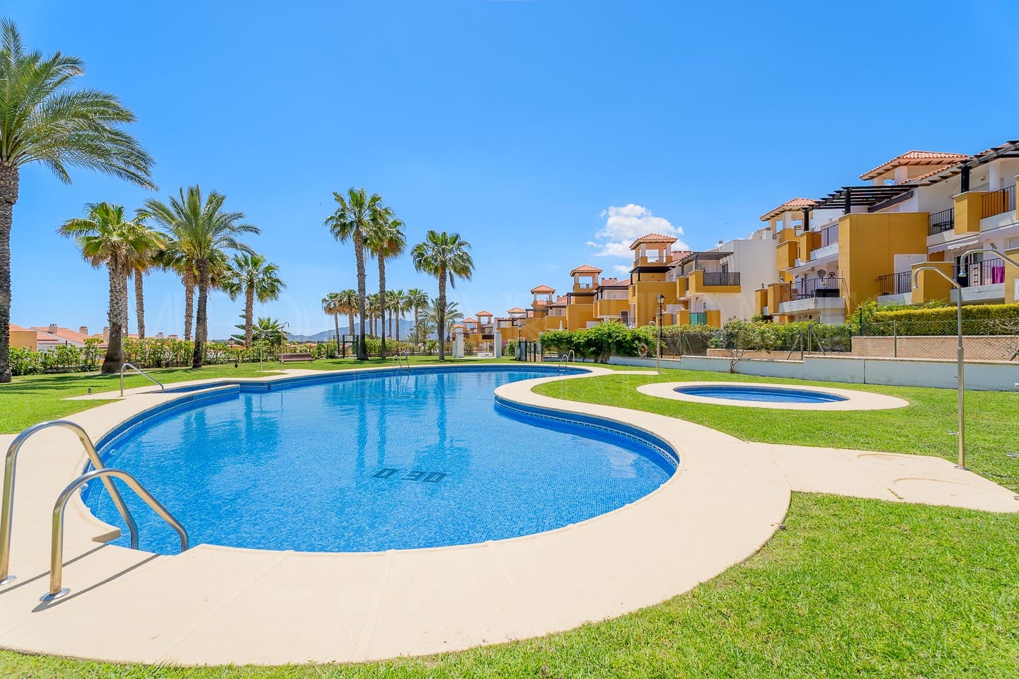 2 slaapkamer Appartement te koop in Vera met zwembad garage - € 159.950 (Ref: 9771938)