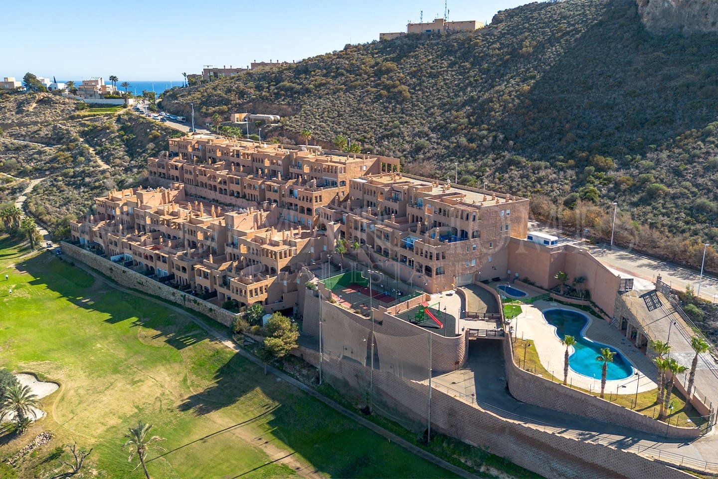 2 sypialnia Apartament na sprzedaż w Mojacar z basenem garażem - 175 000 € (Ref: 9798254)