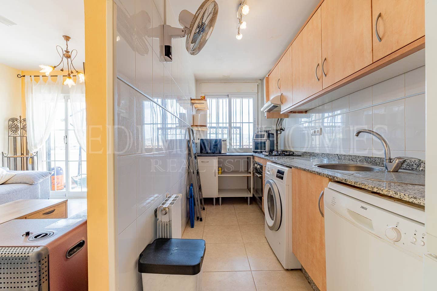 2 sypialnia Apartament na sprzedaż w Los Gallardos z basenem garażem - 145 000 € (Ref: 9815163)