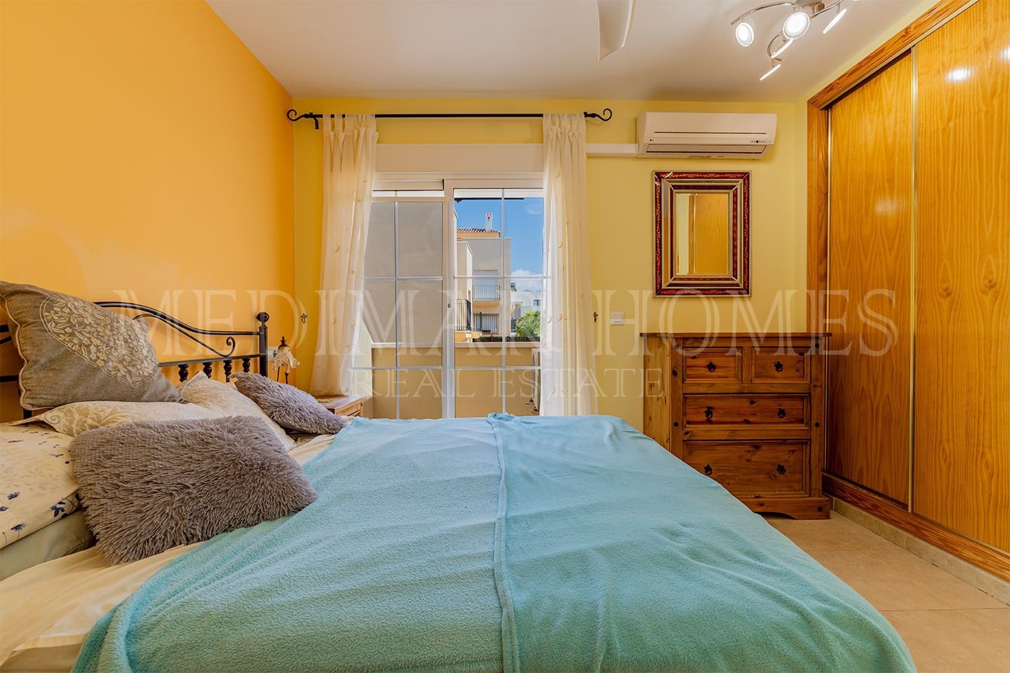 2 sypialnia Apartament na sprzedaż w Los Gallardos z basenem garażem - 145 000 € (Ref: 9815163)
