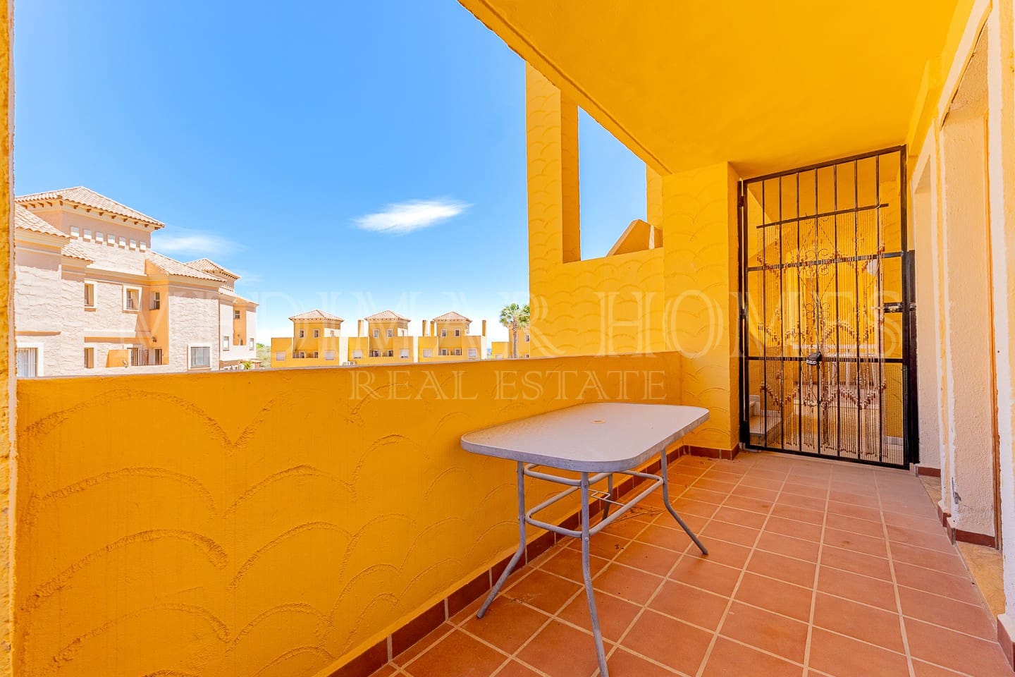 2 bedroom Apartment for sale in Valle del Este with pool garage - € 119,950 (Ref: 9825806)