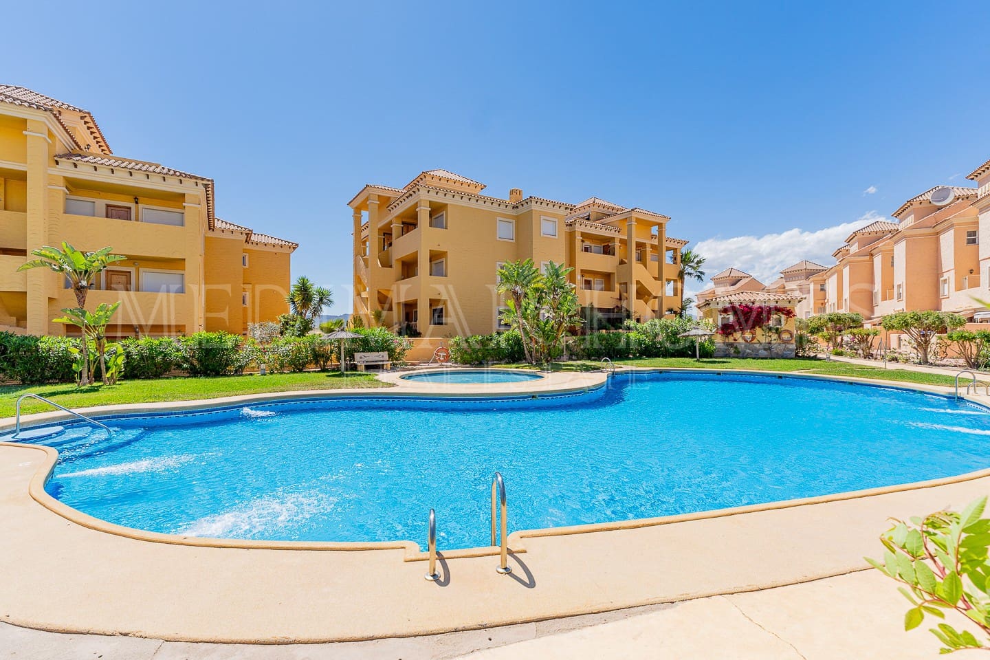 2 bedroom Apartment for sale in Valle del Este with pool garage - € 119,950 (Ref: 9825806)