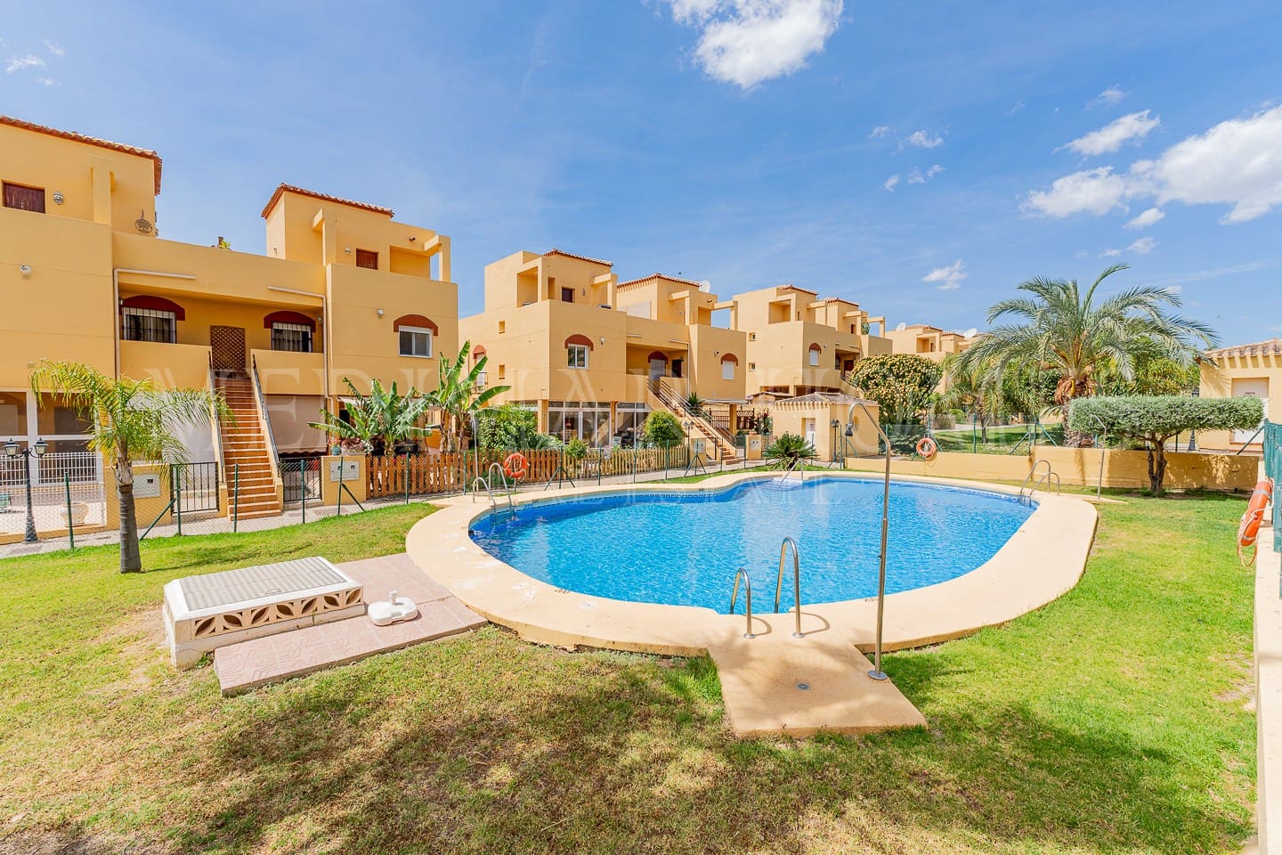 2 bedroom Apartment for sale in Los Gallardos with pool garage - € 139,950 (Ref: 9834239)