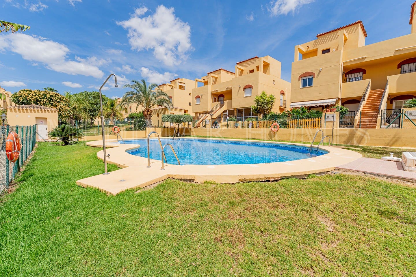 2 bedroom Apartment for sale in Los Gallardos with pool garage - € 139,950 (Ref: 9834239)